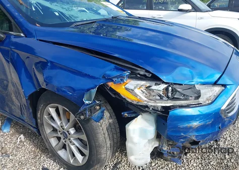 2017 Ford Fusion Se z USA, uszkodzony, nr VIN 3FA6P0H75HR310878